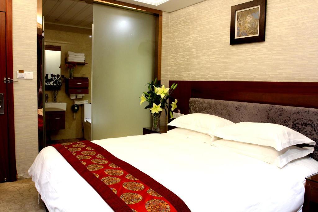 Yiwu Guoheng Hotel ภายนอก รูปภาพ